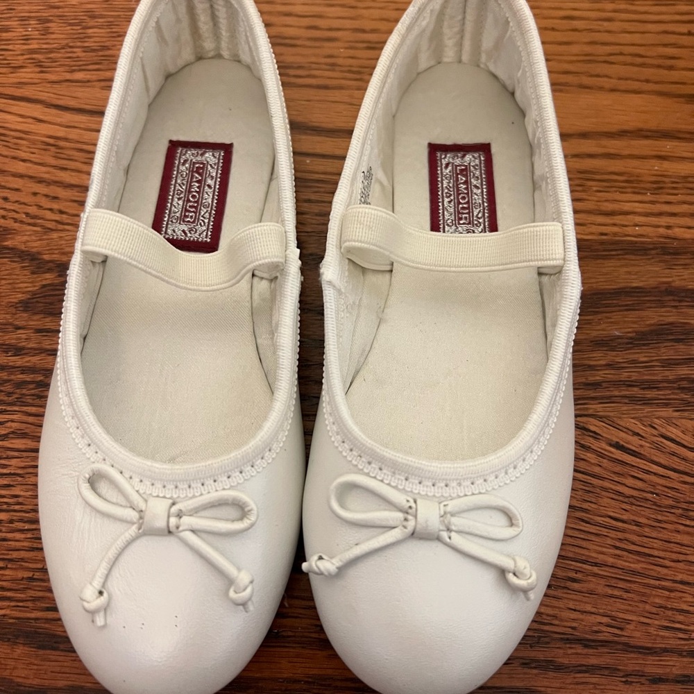 L'Amour Champagne Kids Dress Shoes with Bow